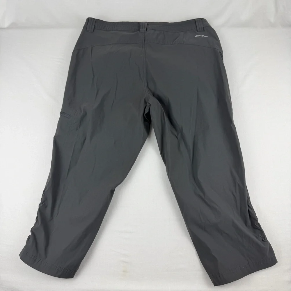 Eddie Bouer Women's Grey Capri Cargo Hiking‎ Pants, Size 10